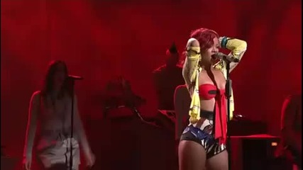 Н О В О! Rihanna - Whats My Name? @ Saturday Night Live (high quality) 