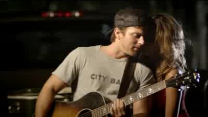 Kip Moore - Somethin' 'bout A Truck