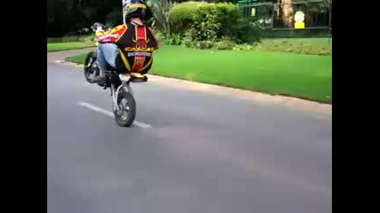 Pitbike wheelie from 2nd - 4th gear 