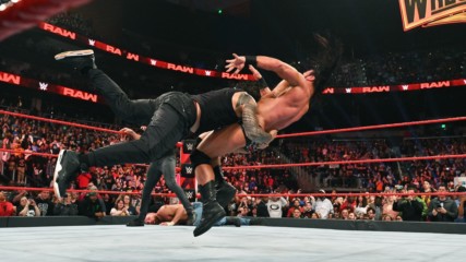 Топ 10 момента от Първична сила: WWE 25.02.2019