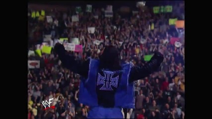 Triple H returns from injury - Raw, Jan. 7, 2002
