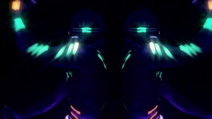 Madcon feat. Ameerah - Freaky Like Me 