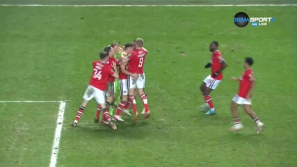Чарлтън - Брайтън 0:0 (4:3 след дузпи) /репортаж/