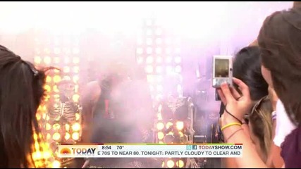 Ke$ha - Take if Off (live on Today Show)