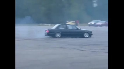 Истински фен на Бмв показва какво може марката