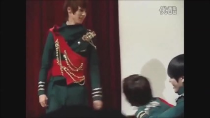 Jo Twins