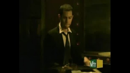 Maroon 5 - She Will Be Loved By ` Tj ` .avi