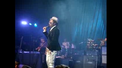 Lil Jon & will.i.am - live at the Peapod Foundation