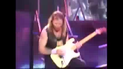 Iron Maiden - Hallowed Be Thy Name (live @ Rock In Rio)