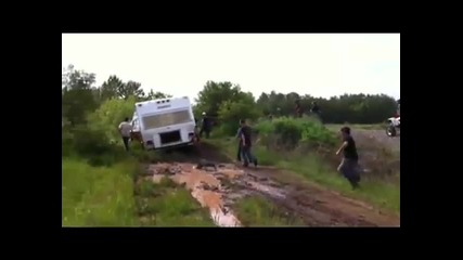 Много е здрава нали ? ;дд