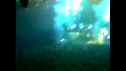 Rihanna Ft Chris Brown - Live [new]