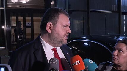 Пеевски: Решението за оставка е лично на Карадайъ