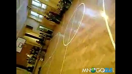 Зверско пребиване в салона