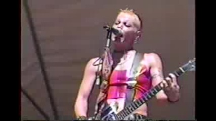 Joan Jett - Crimson & Clover 
