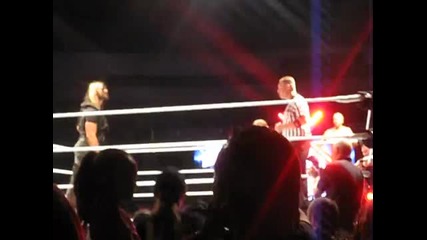 Dean Ambrose & Seth Rollins.. No!