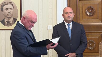 Главчев смени номинацията за вътрешен министър, Радев обяви дата на предсрочните избори