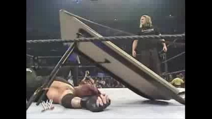 Undertaker Vs Batista - Hell In The Cell 