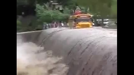 Много смел автобусен шофьор