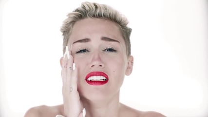 Miley Cyrus - Wrecking Ball