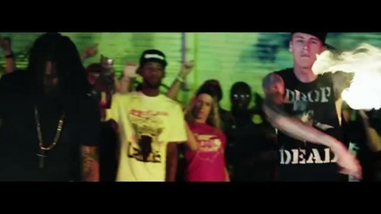 Machine Gun Kelly (feat. Waka Flocka Flame - Wild Boy