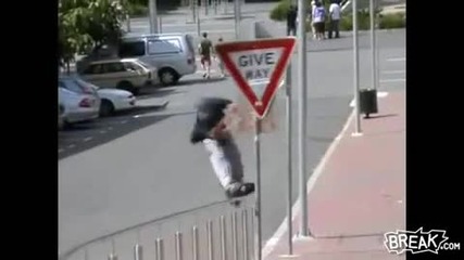 Amazing Rollerblade Crash Into Sign 