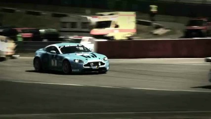 Supercar Style: Aston Martin V12 Vantage 