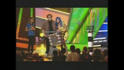 Youtube - Katy Perry Slimed on Kids Choice Awards