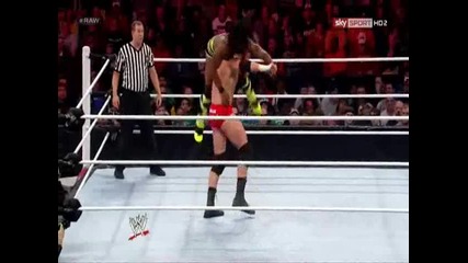 Уейд Барет Печели Интерконтиненталната Титла ( Monday Night Raw - 31/12/12 )