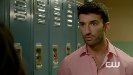 • • Jane The Virgin - Inside Chapter Two • •