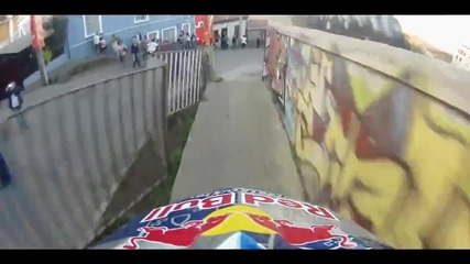 Extreme downhill Mtb Pov in the streets of Valparaiso