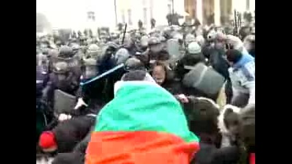 Youtube - police violence in Bulgaria 14.01.09 14.01.09