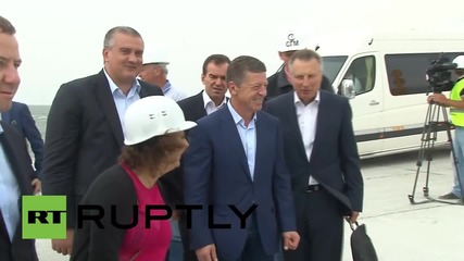 Russia: Temporary bridge connecting Crimea and Russia opened in the Kerch Strait