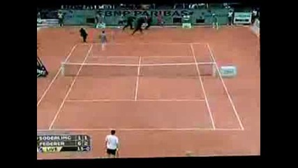 Roger Federer attacked by fan in the crowd in French Open Final 2009