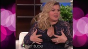 Kelly Clarkson Defends Her Weight