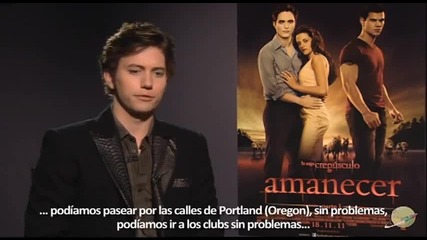 Amanecer - Nikki Reed y Jackson Rathbone