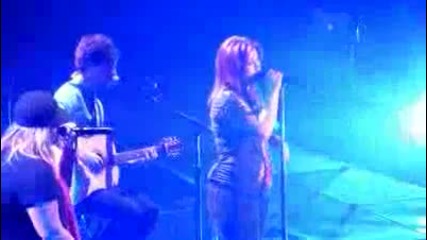 Kelly Clarkson Already Gone Live Lincoln, Nebraska October 2009 