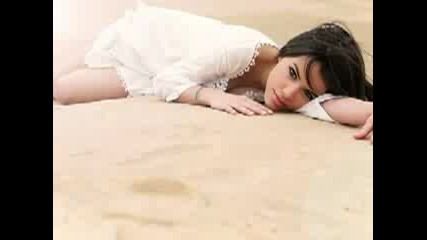 Eleni Dimoy Pare me