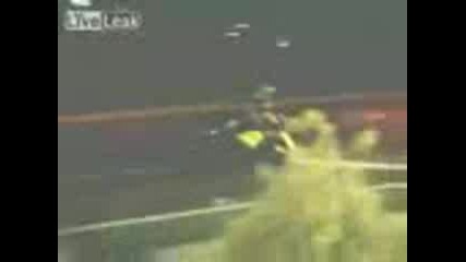 Зрелишно Падане От Мотор