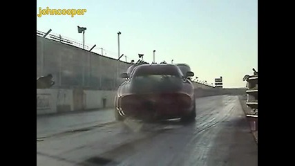Dodge Viper Вдига На Задни Гуми 