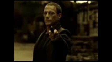 Супер як кадър от филма Убийствени Игри (2011)