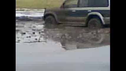 трудно