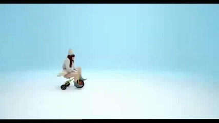 Официално видео Jessie J - Price Tag ft. B.o.b. Hq