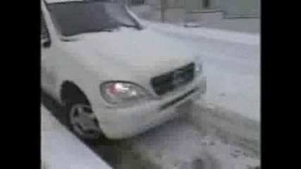 Шофьорски зимни неволи ! (смях)