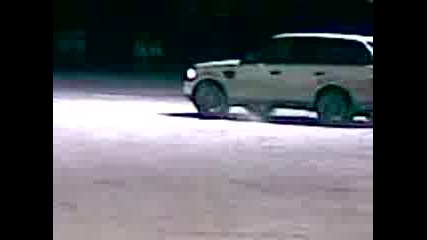Range Rover Sport - Ice Drifting