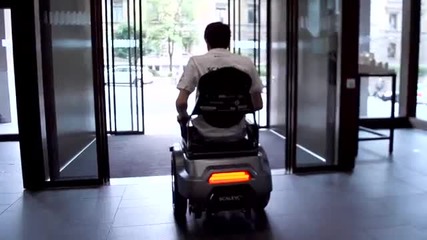 Scalevo - поколение инвалидна количка, която изкачва стълби