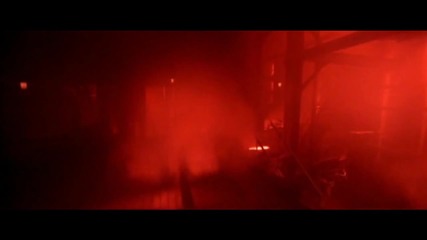 Супер пичът Жан - Клод Ван Дам спуква от бой злодея Фреди Крюгер