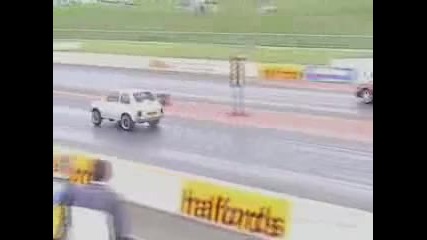Fiat 126 vs Porsche 911 turbo