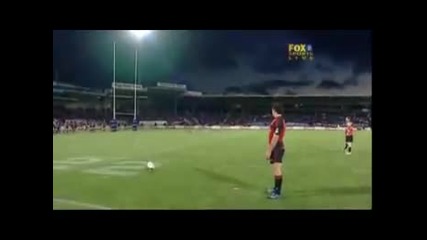 Crazy rugby kick 