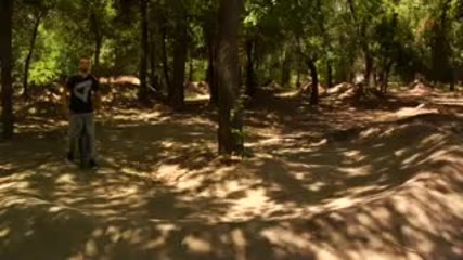 Трикове с Bmx - Using Berms