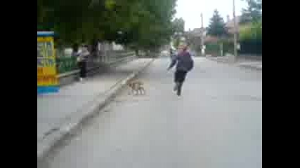 ne moje da me xvane kamerata